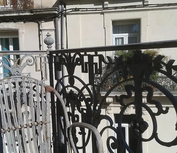 Les 7 Balcons, Comedie-corum-gare, Parking, Spacieux Lumineux Haussmannien Apartman *